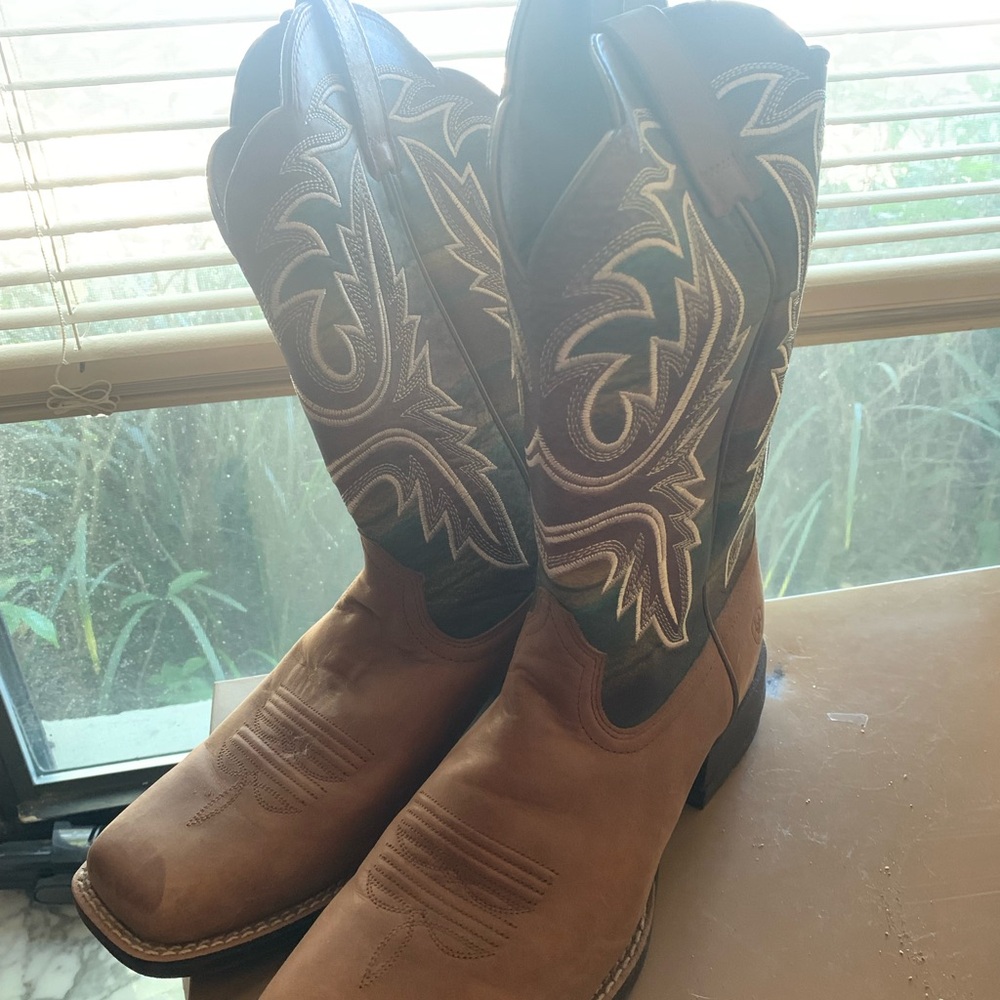 Ariat Brown Leather Cowboy Boots